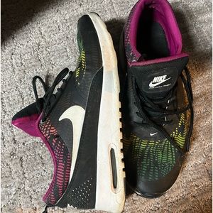 NIKE AIR MAX THEA